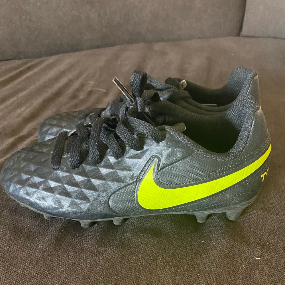 Boys soccer cleats, like new barely worn